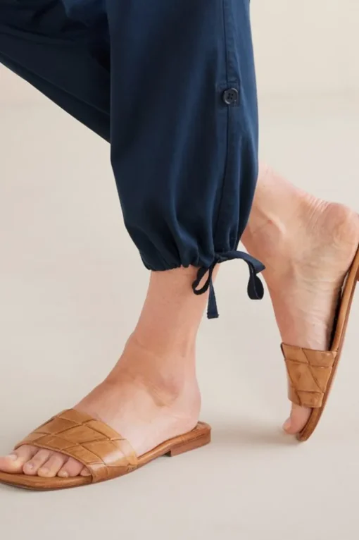 Barbados Convertible Crop Pants