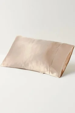 Dreamy Silk Pillowcase
