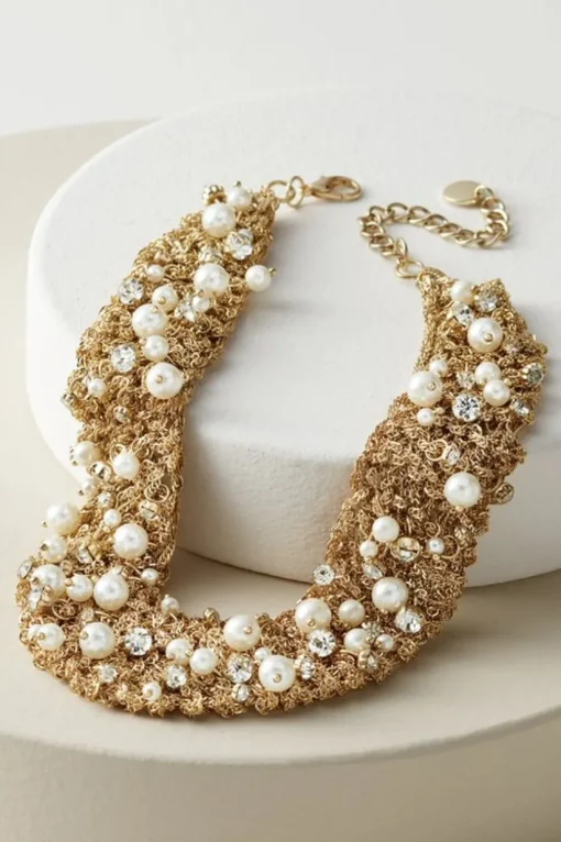 Elanore Crochet Pearl Necklace