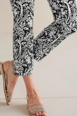 Soft Essential Superla Slim Leg Crop Pants
