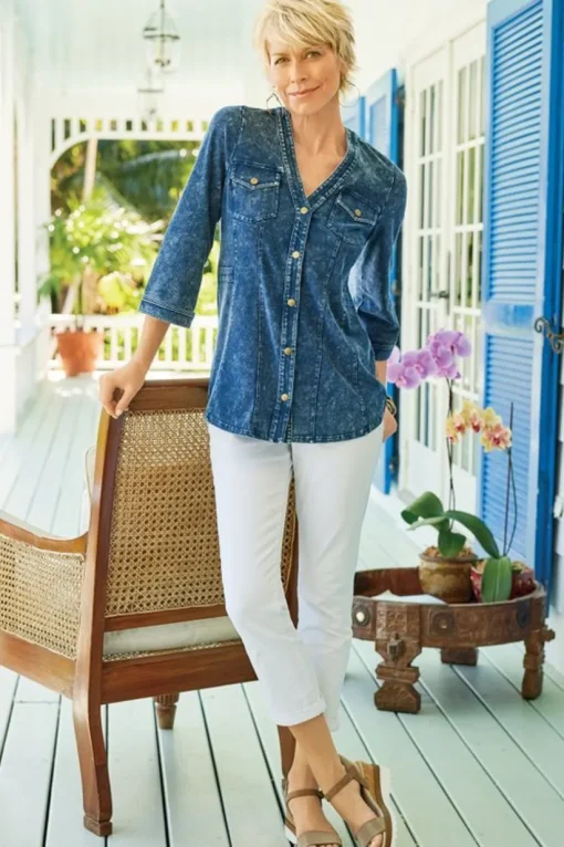The Ultimate Denim Pull-On Crop
